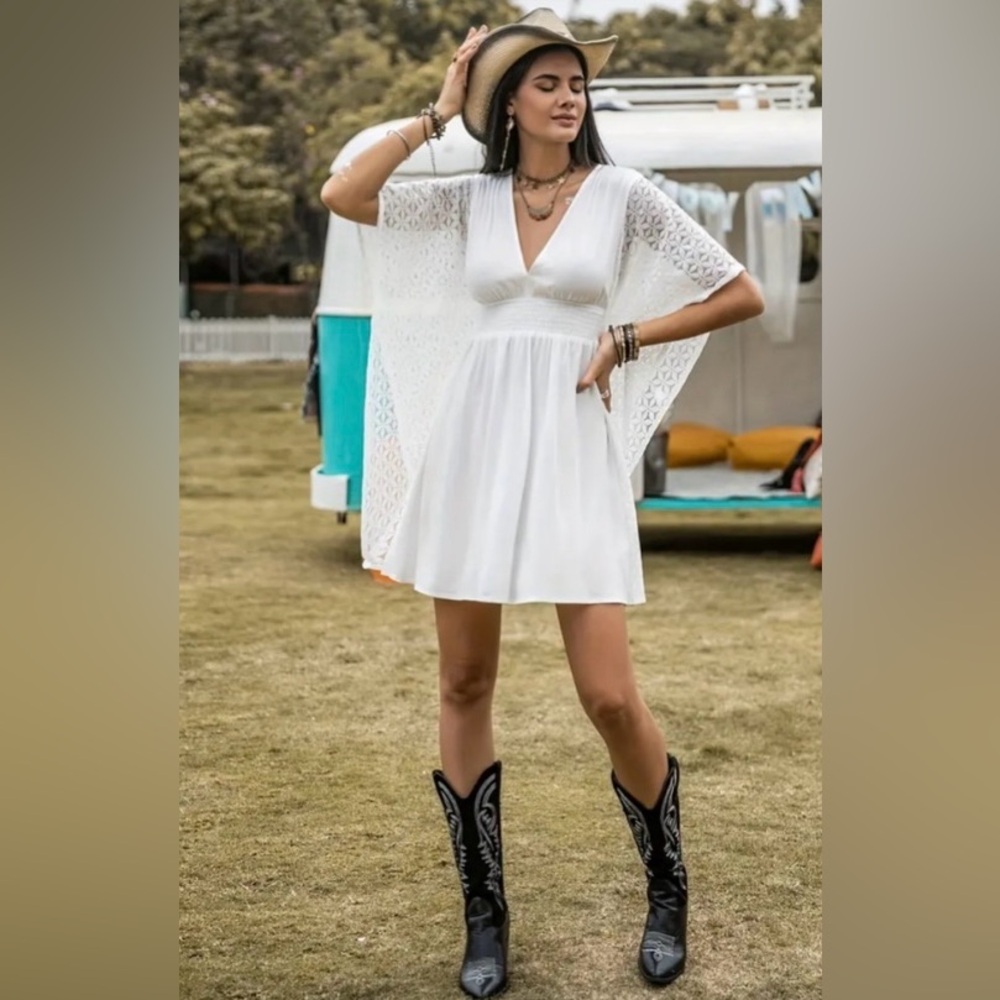 Rusttydustty White Boho Lace Mini Dress Size Small NWT